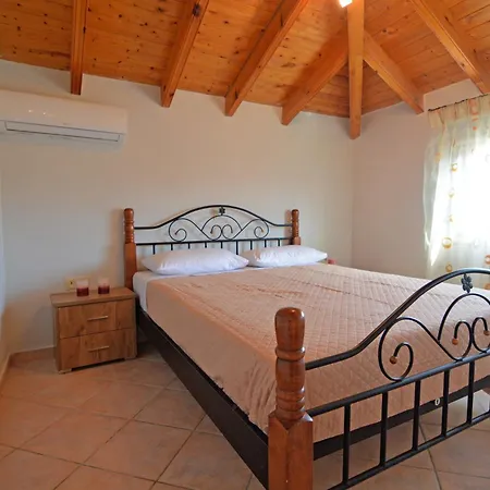Andromeda C.apartament Appartement Alepou